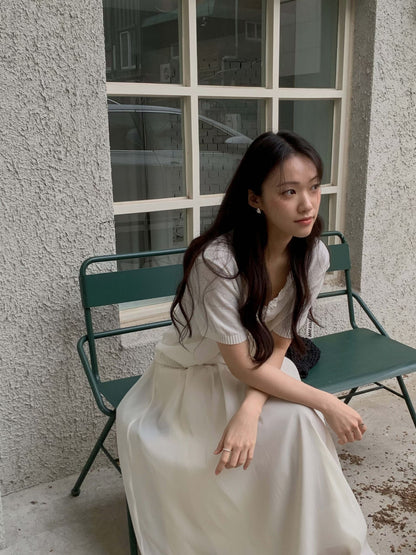 Delicate Ruffle Knitted Blouse | 精緻木耳滾邊上衣￼