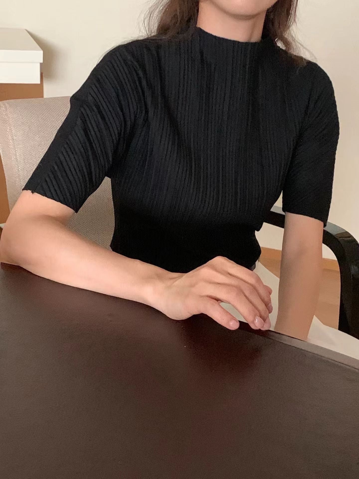 Textured Short Sleeved Blouse | 直紋短袖版襯衫