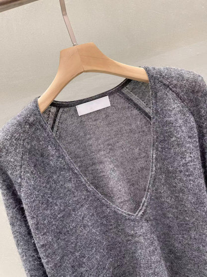 Premium Cloud Deep V Cashmere Knit | 雲感輕透羊駝毛V領針織上衣