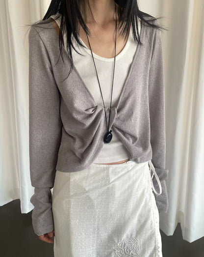 【獨特層次美】 扭結疊搭上衣 | Low Twist Buttery Top