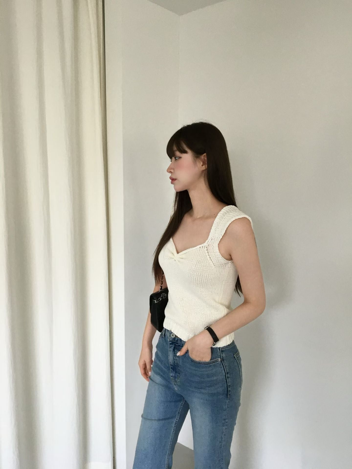 Elegant Scallop Neckline Top | 優雅貝殼領口背心