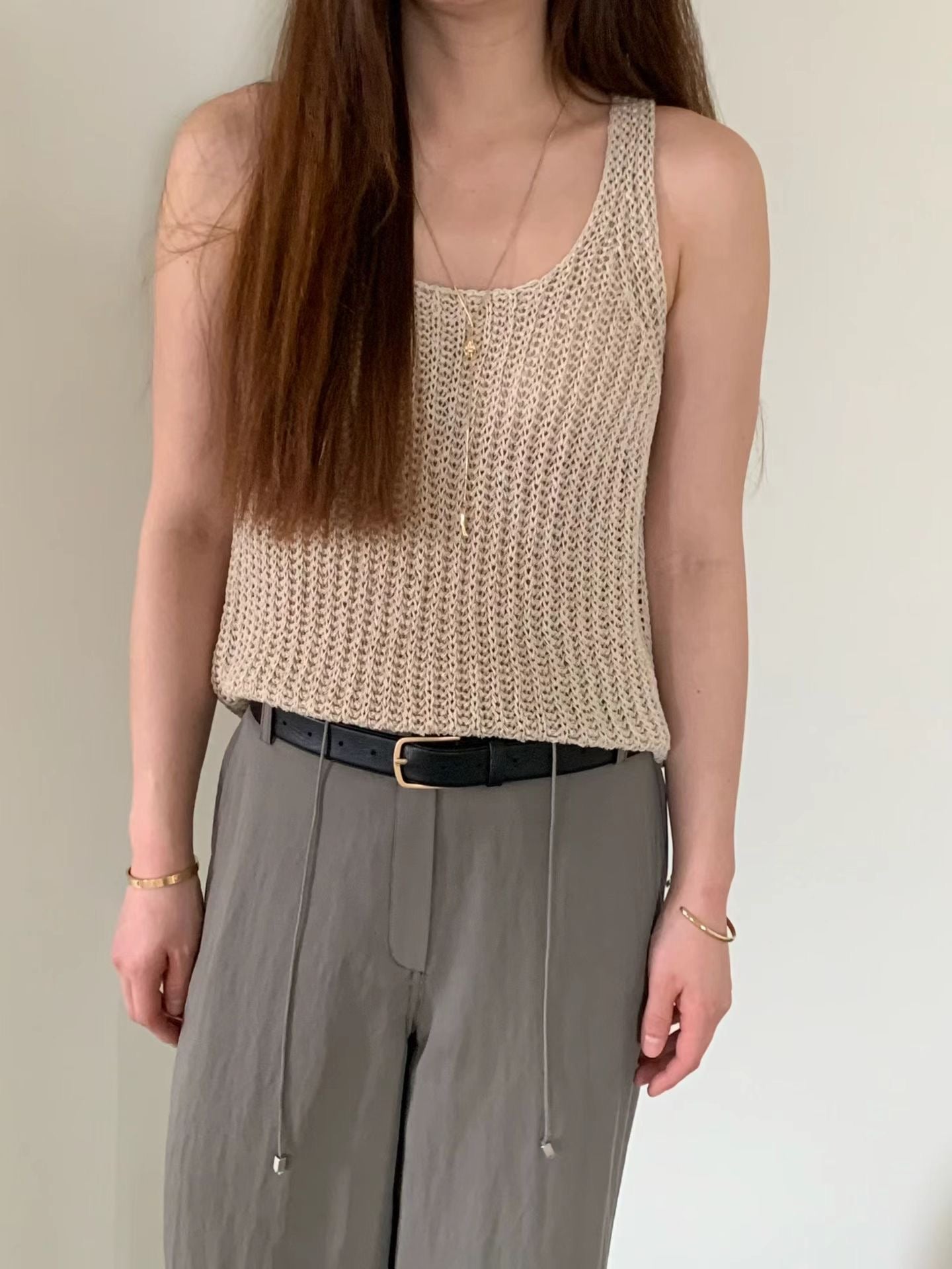 [𝑳𝒊𝒏𝒆𝒏 𝑬𝒅𝒊𝒕] Weaving Crochet U Tank |  寬肩鈎織背心