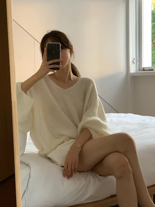 <皇牌檔口出品>￼Breezy Slouchy V-Neck Knit | 輕版燈籠袖針織