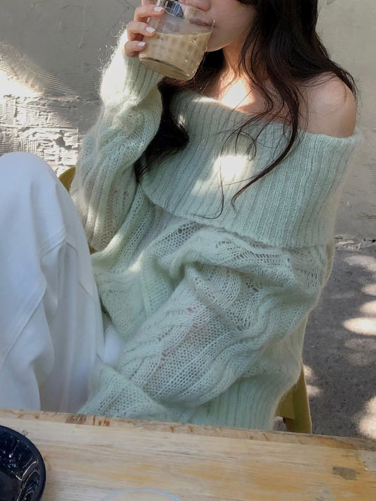 Romance Off-shoulder Knitted Top | 浪漫平肩針織上衣