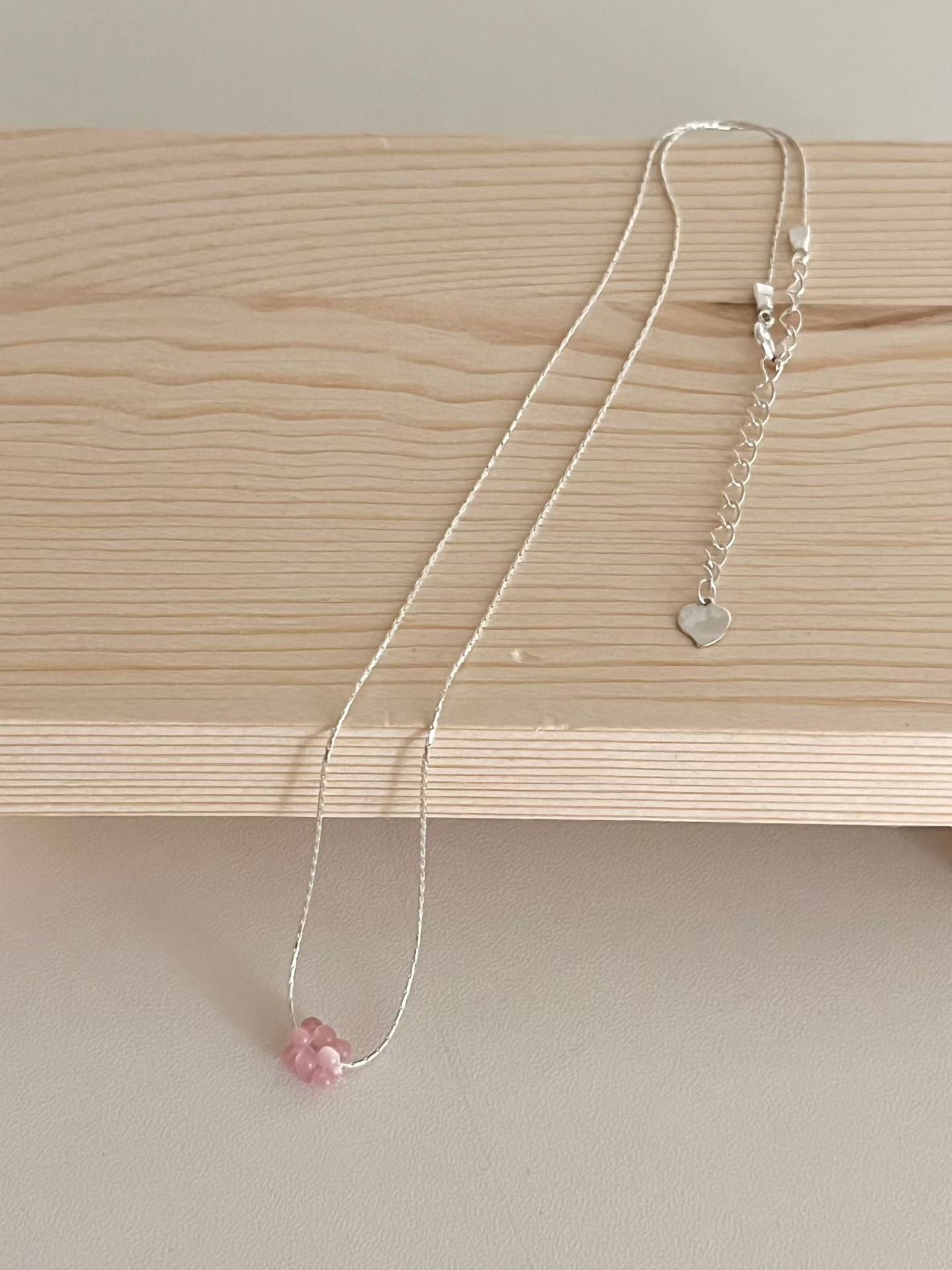 Blossom Cluster Bead Necklace | 粉色小串束頸鏈￼