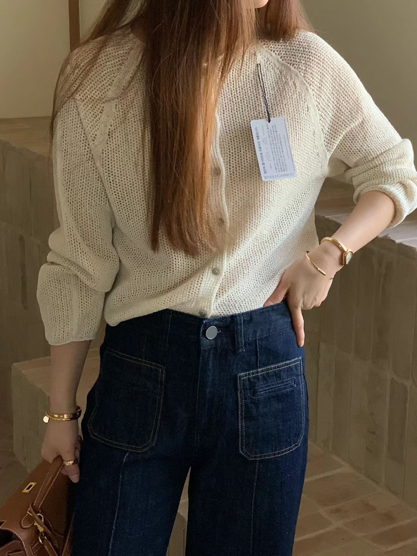 [𝑳𝒊𝒏𝒆𝒏 𝑬𝒅𝒊𝒕] Wholegarment Shoulder Detail Cardigan | 肩膊細節圓領外套