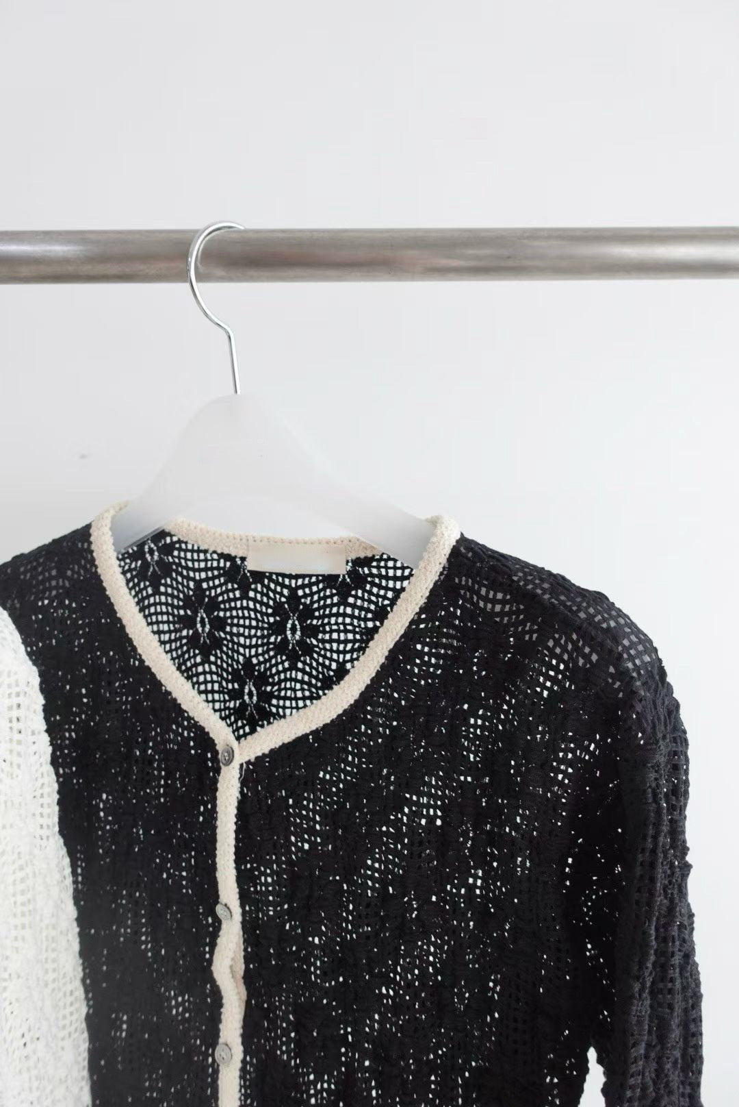 Delicate Crochet Cardigan 鈎織通花小外套