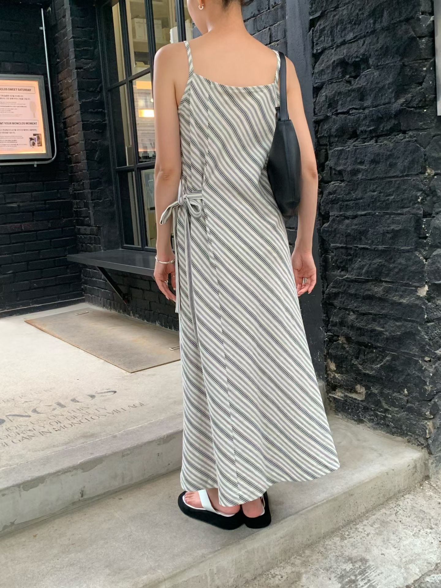 Parisian Effortless Striped Tie Bow Slip Dress | 法系斜條紋側綁結長裙