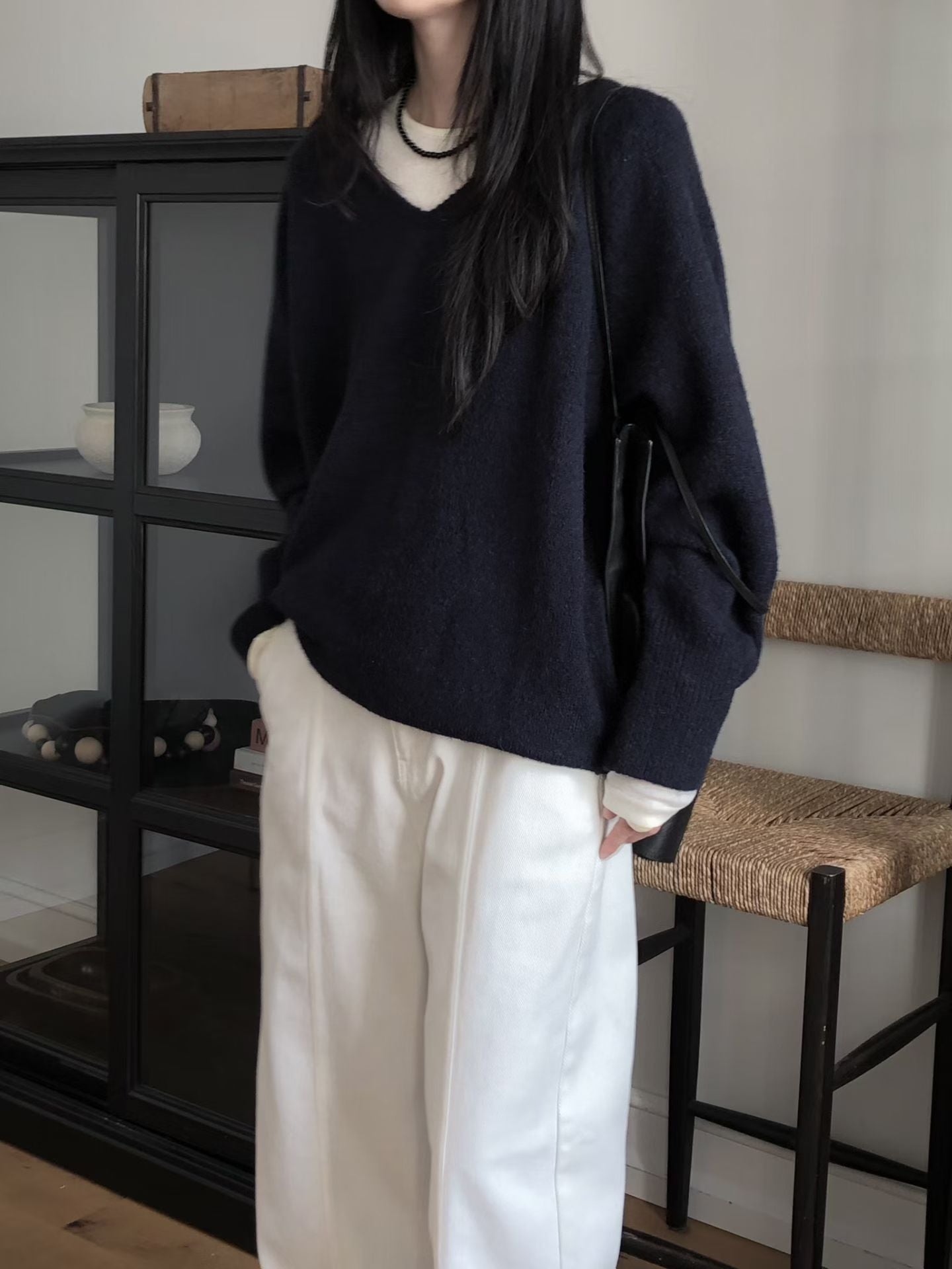 【Monotour 連線】Fluffy Alpaca V-Neck Knit