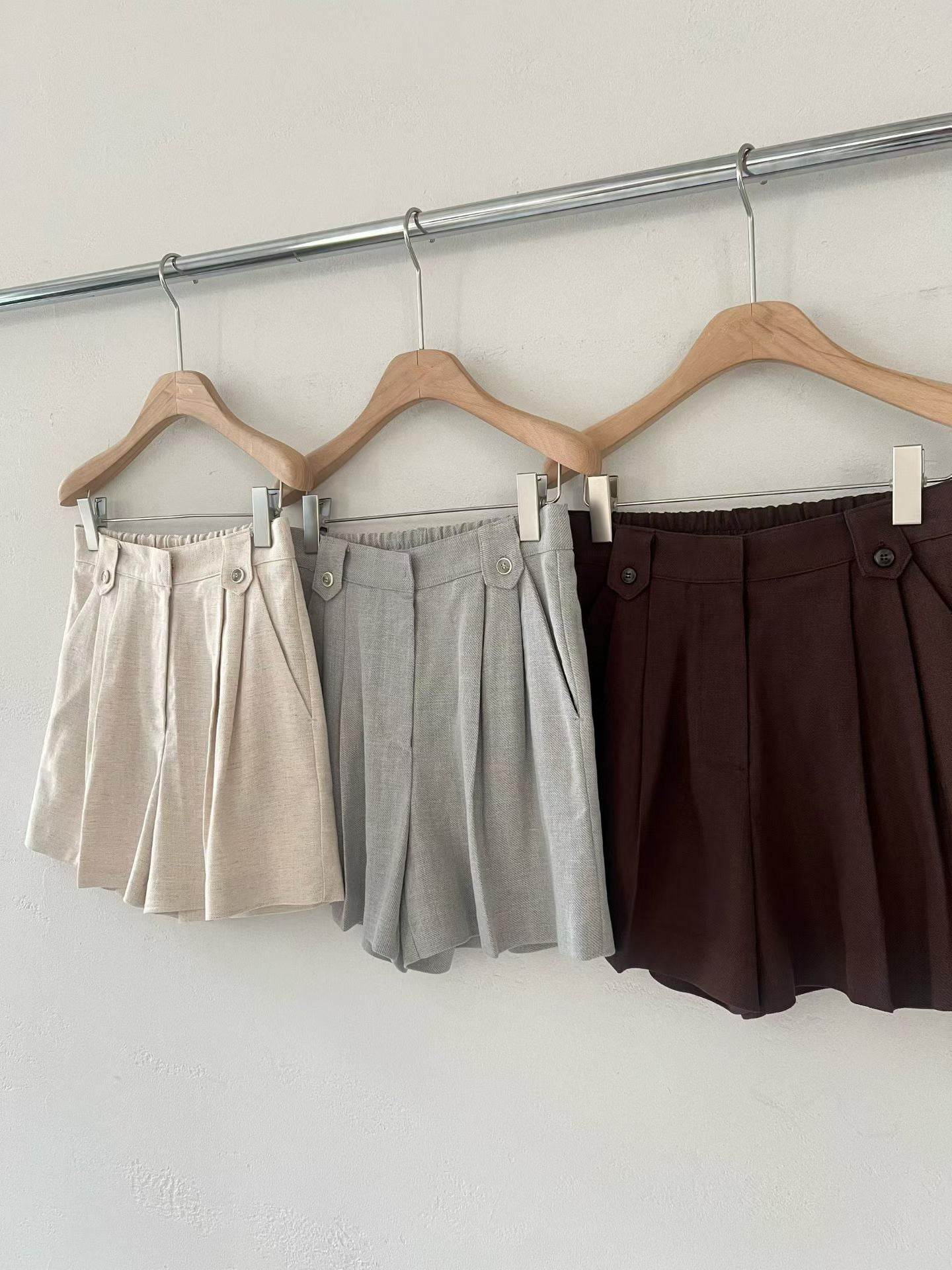 Tailored Linen A-Line Shorts | 棉麻挺版A字西裝短褲