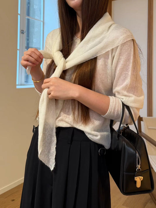 Floatie Soft Sheer Mist Mohair Shawl | 霧感薄透馬海毛三角小披肩