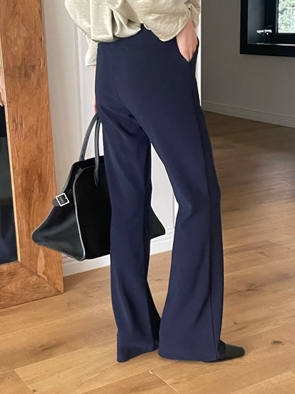 【返工長褲推介】Smooth Light Flared Pants | 極美小喇吧長褲