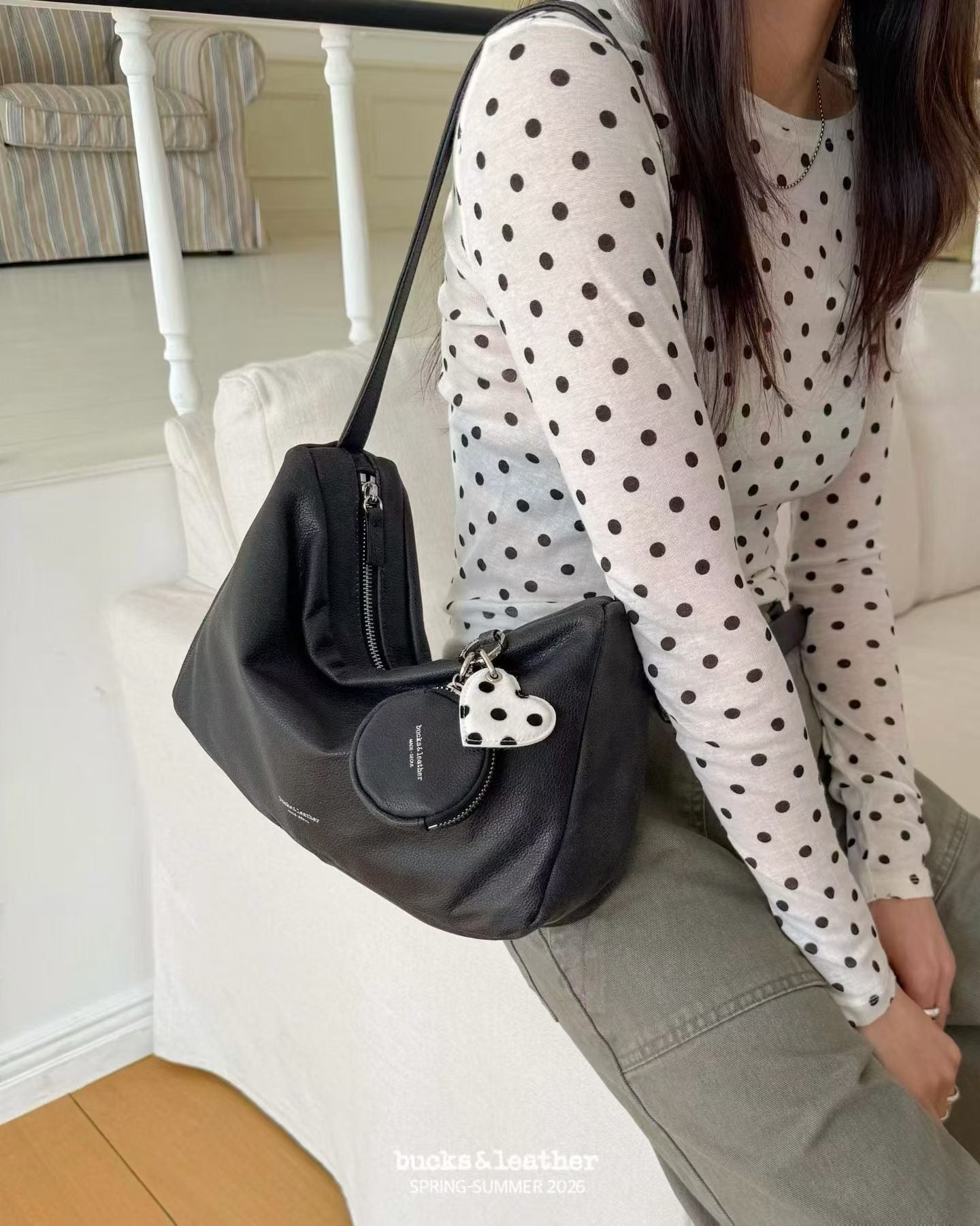 Bucks & Leather Calf Leather Chic  Lunchbox Shoulder Bag | 小牛皮方形上膊包包