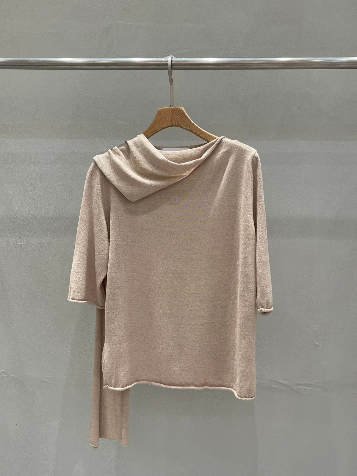 Breezy Tie-Neck Linen Knit | 領結細節麻質輕薄針織上衣