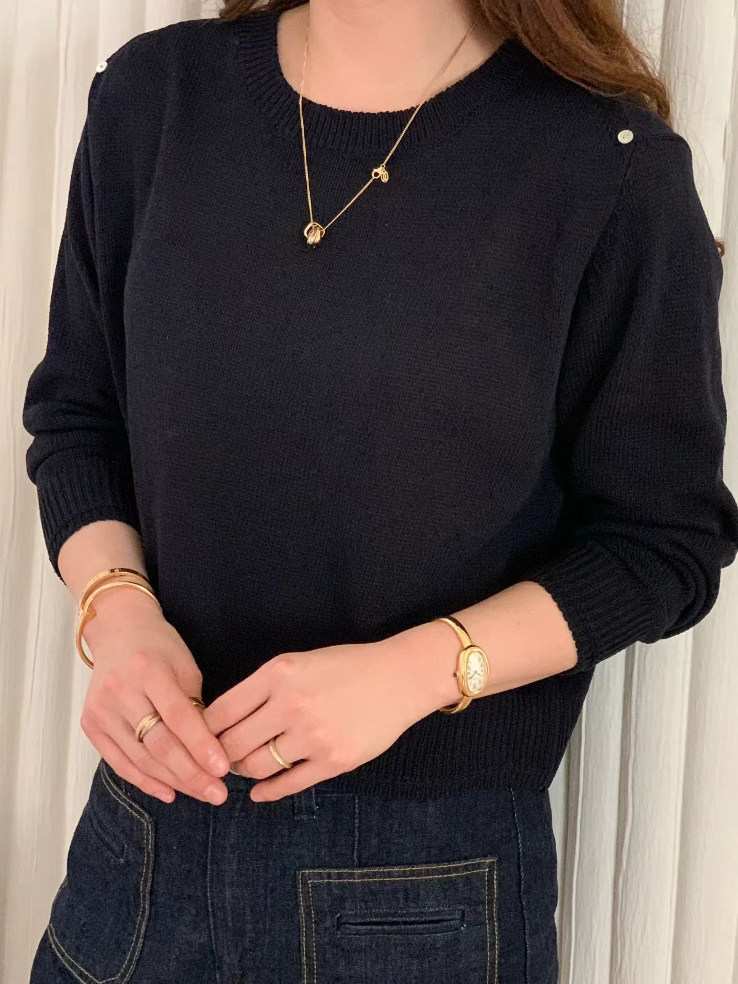 [𝑳𝒊𝒏𝒆𝒏 𝑬𝒅𝒊𝒕] Button Detail Classic Knit