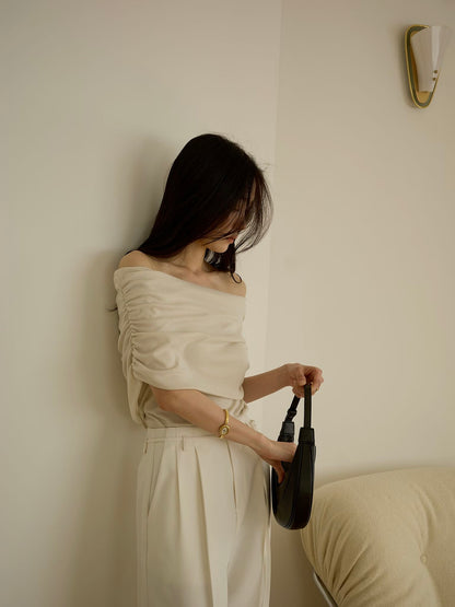 Off-Shoulder Tencel Ruched Top | 天絲抓皺露肩上衣
