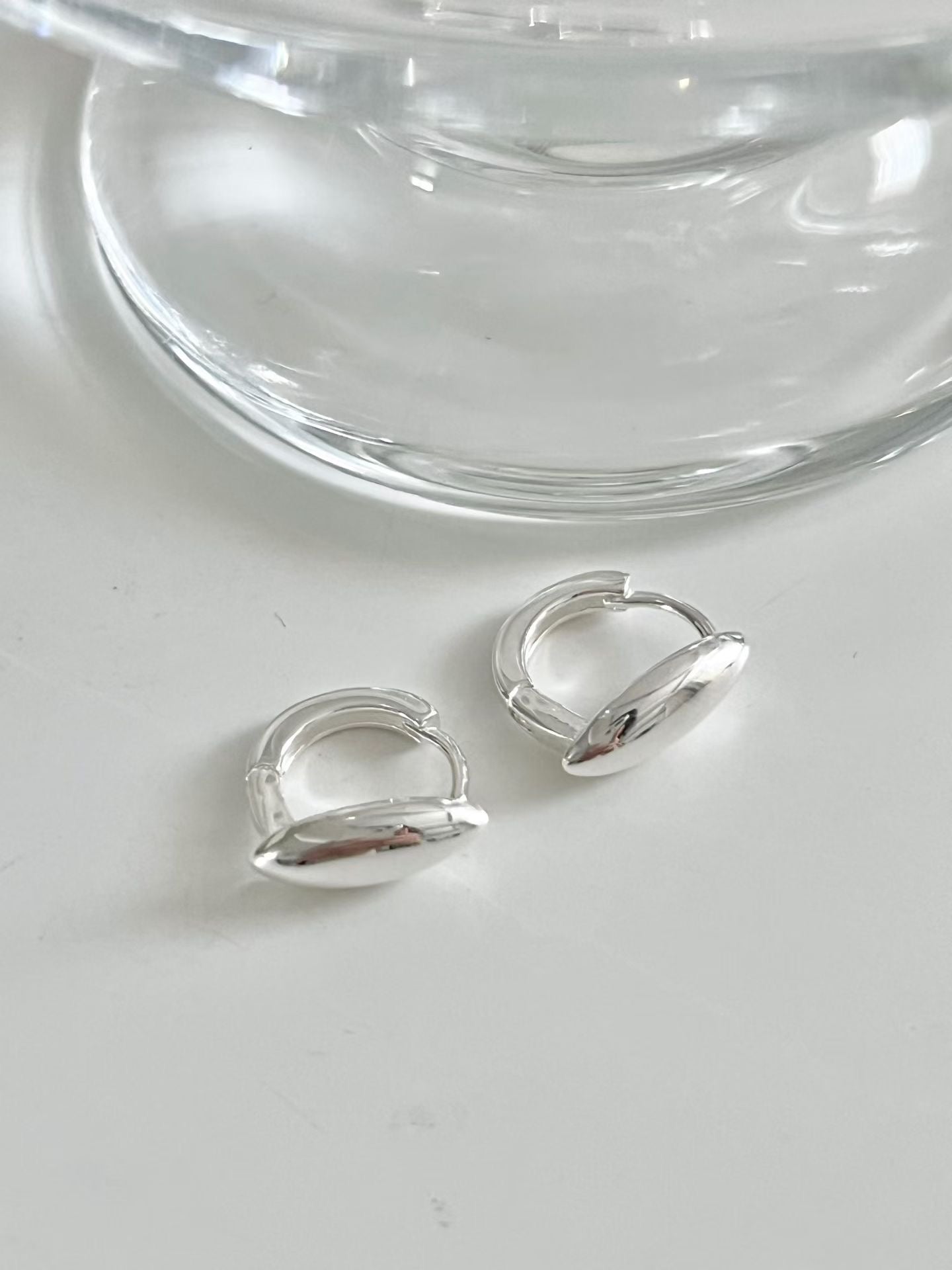 Dainty Teardrop Earrings | 米粒水滴型耳環￼