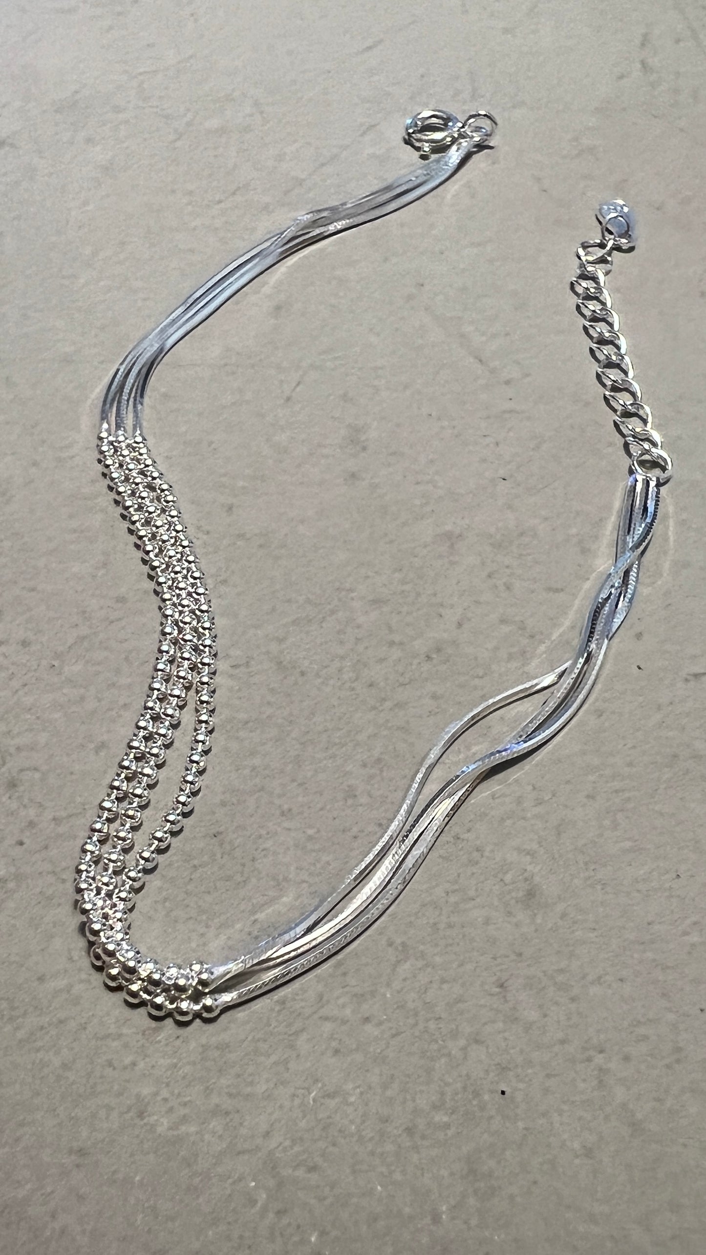 Twisting x Micro Bead Duo Flowy Bracelet