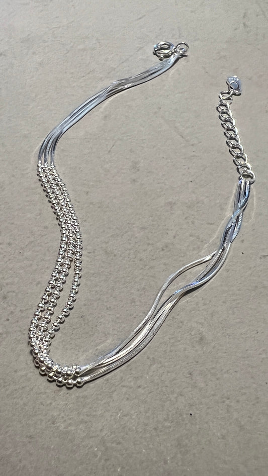 Twisting x Micro Bead Duo Flowy Bracelet