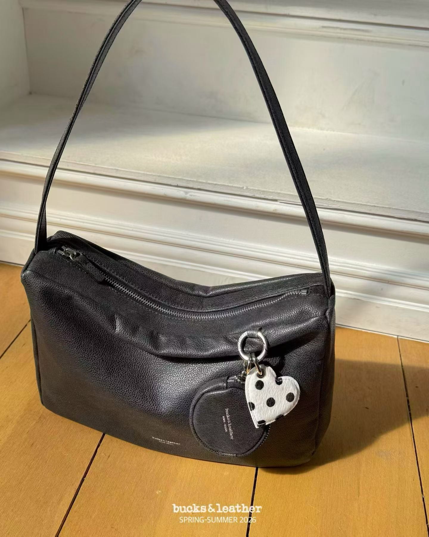 Bucks & Leather Calf Leather Chic  Lunchbox Shoulder Bag | 小牛皮方形上膊包包