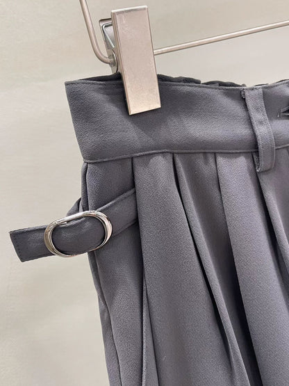Elegant Side Buckle Flowy Wide-Leg Trousers | 飄逸闊腿側扣細節長褲