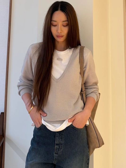 Premium Cloud Deep V Cashmere Knit | 雲感輕透羊駝毛V領針織上衣
