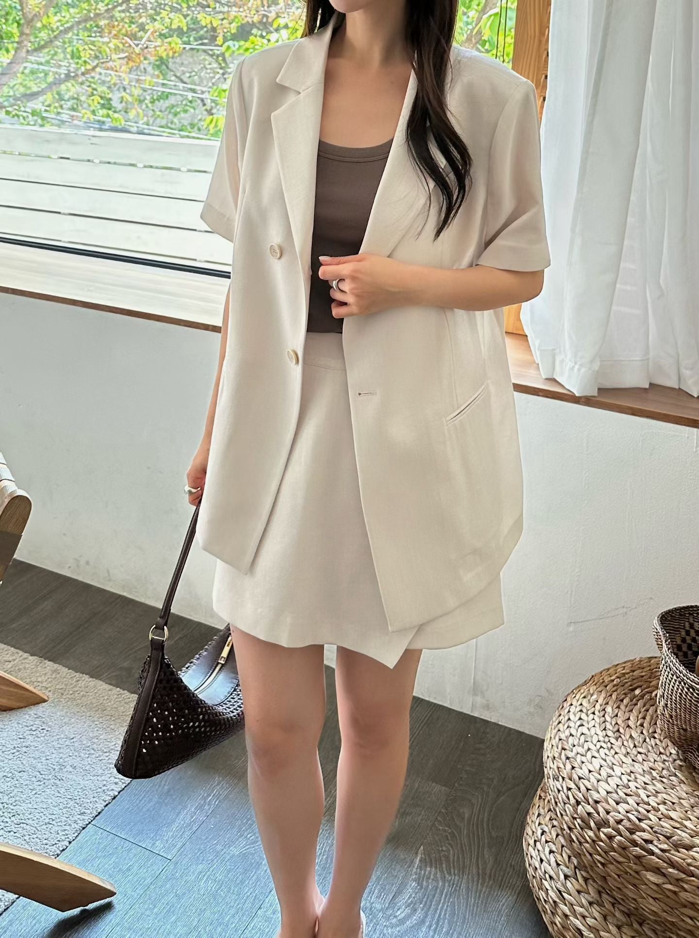 Breezy Linen Short-Sleeved Blazer | 清風亞麻短袖西裝外套