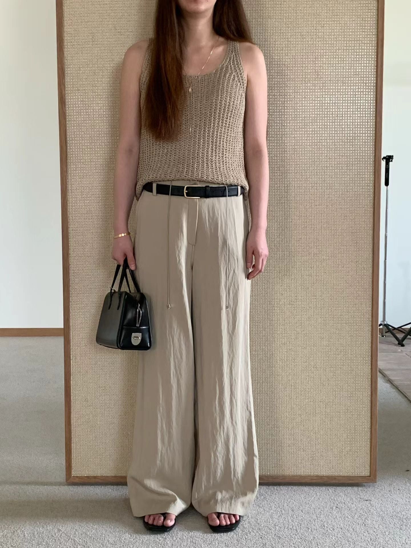 [𝑳𝒊𝒏𝒆𝒏 𝑬𝒅𝒊𝒕] Weaving Crochet U Tank |  寬肩鈎織背心