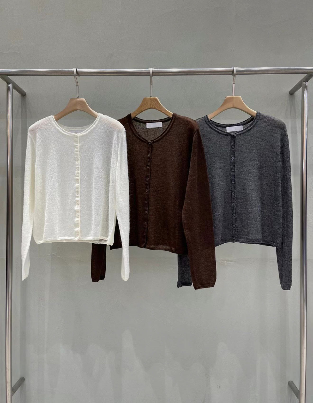 Featherlight Sheer Mist Mohair Cardigan | 輕盈霧感薄透馬海毛針織外套