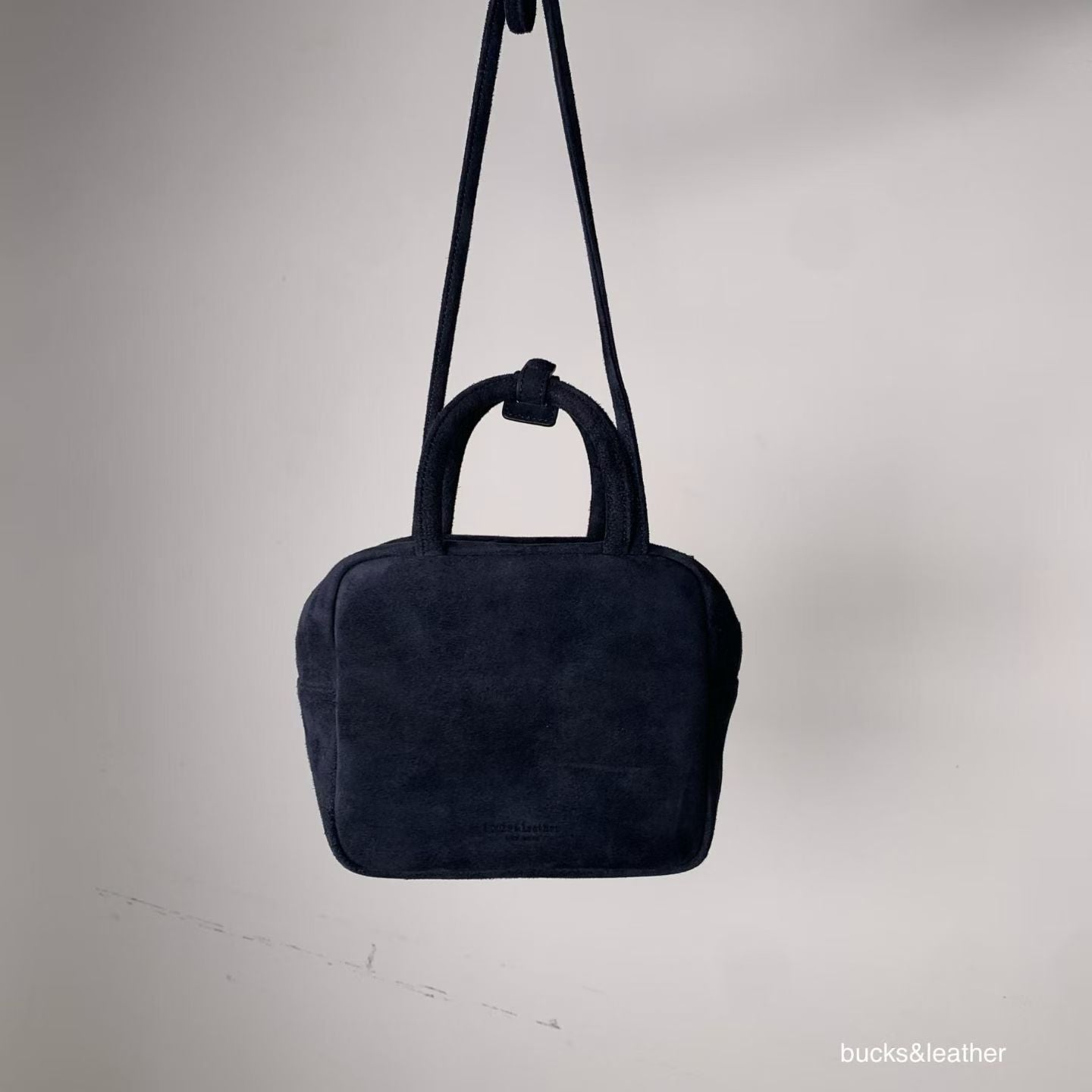 【Monotour 連線】Bucks & Leather Mini Lambskin Lunchbox Bag