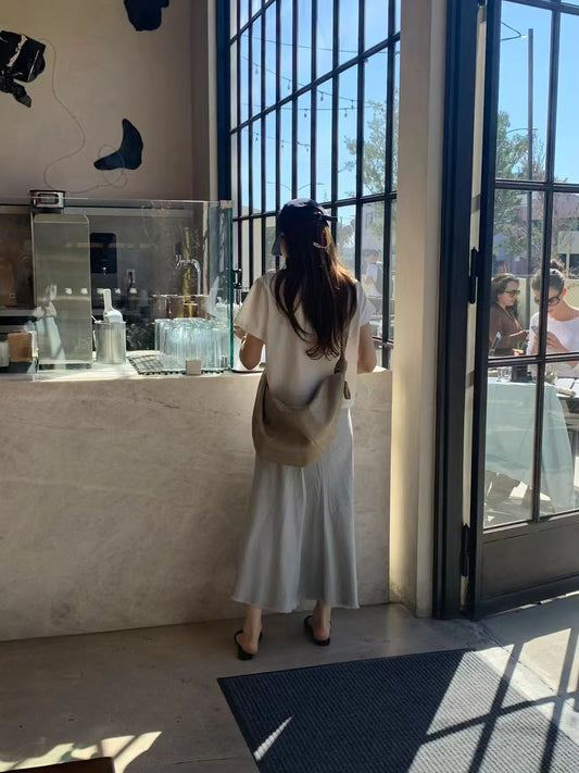 優雅波浪微A中長裙 | Elegant Ripped Hem Flowy Skirt