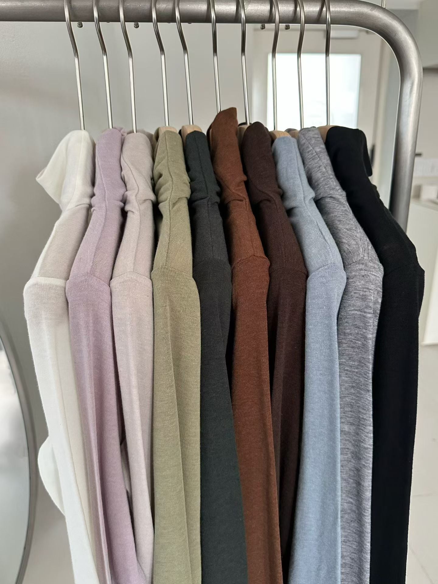 [Premium] Cashmere Tencel Lightweight High Neck Top