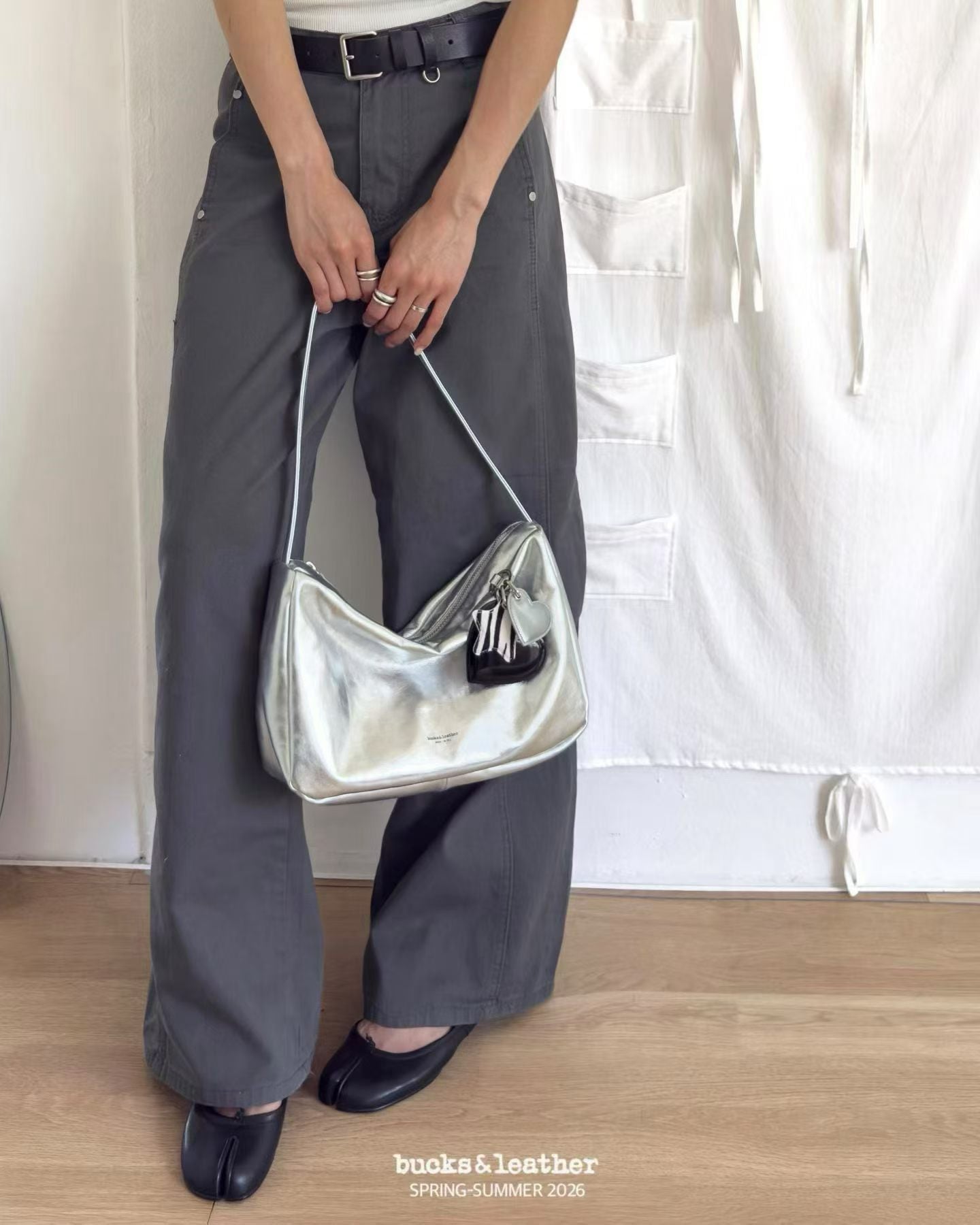 Bucks & Leather Calf Leather Chic  Lunchbox Shoulder Bag | 小牛皮方形上膊包包