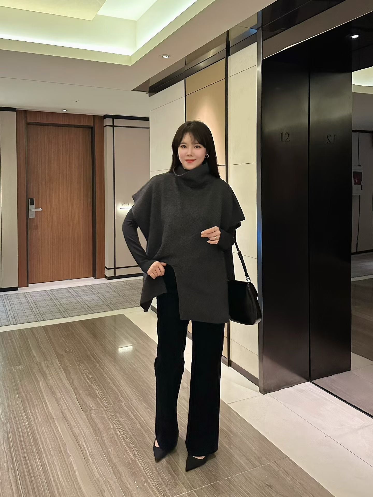 Extra Fine Wool Blend 2-way Cape