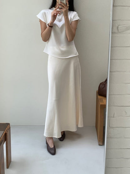 【Monotour 連線】絲滑小飛袖 Silky Capped Sleeves Blouse