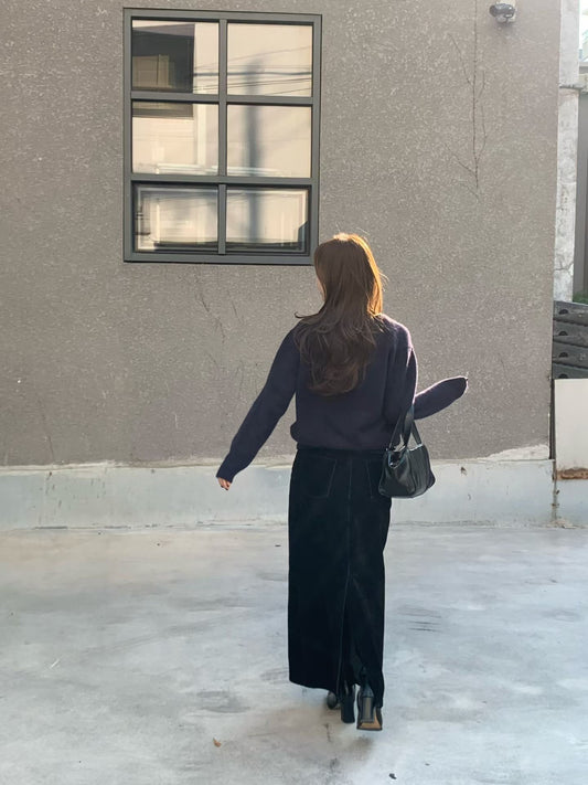 Velvet Denim Back Slit Midi Skirt | 幼滑暗珠光牛仔裙