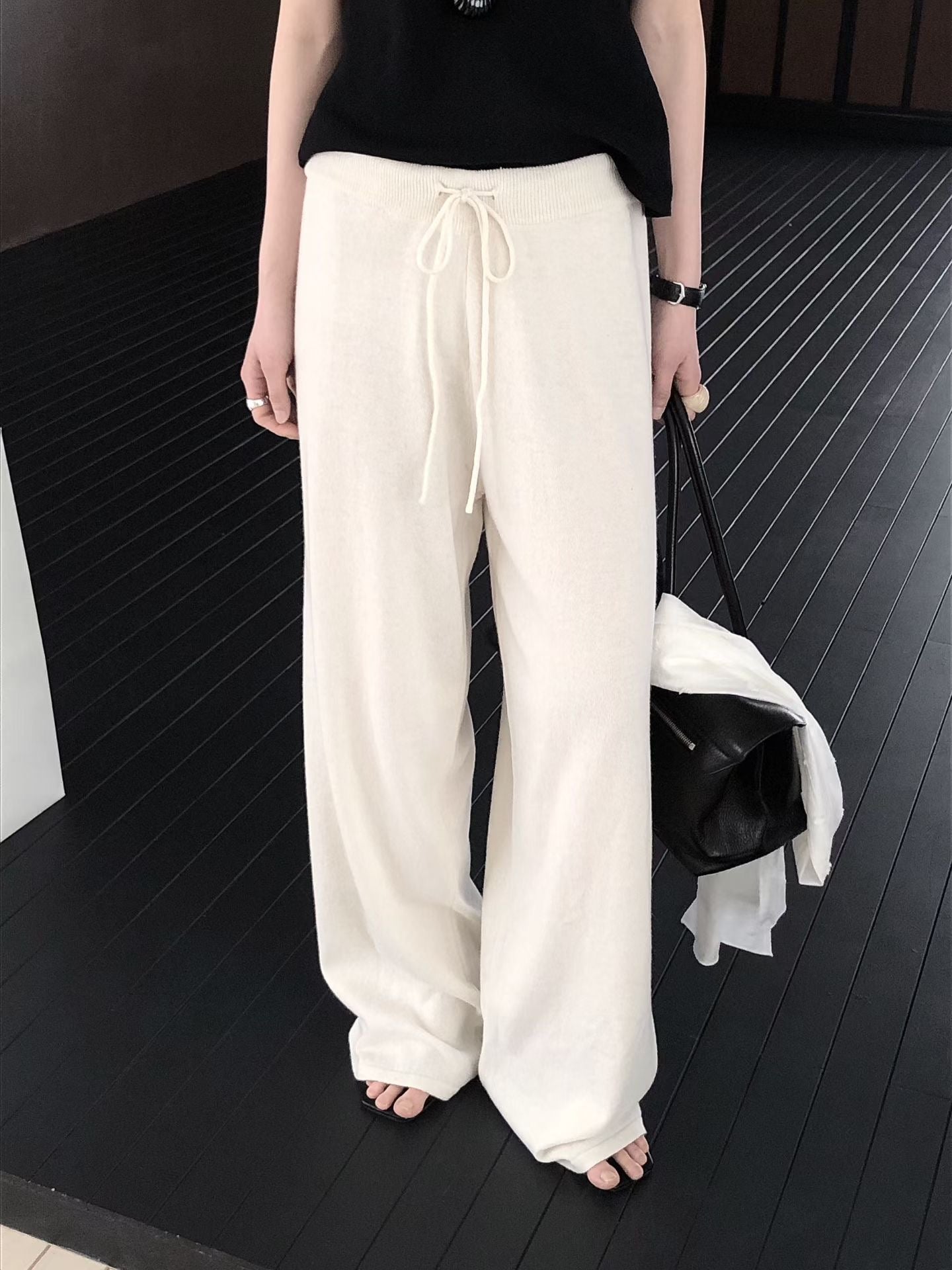 [最多敲碗！]￼Light Knitted Flexi Pants | 春夏薄針織休閒長褲