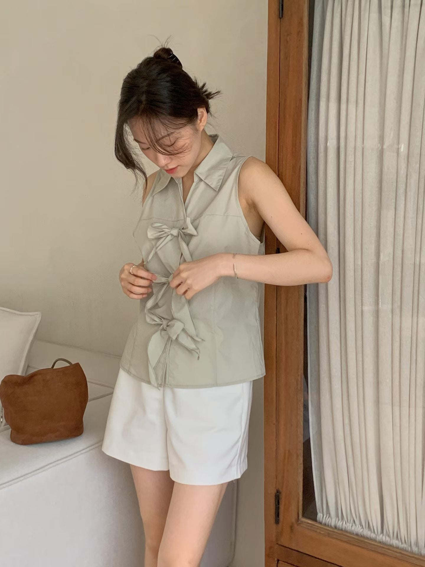 Dolly Ribbon-Accent Top | 蝴蝶綁結背心