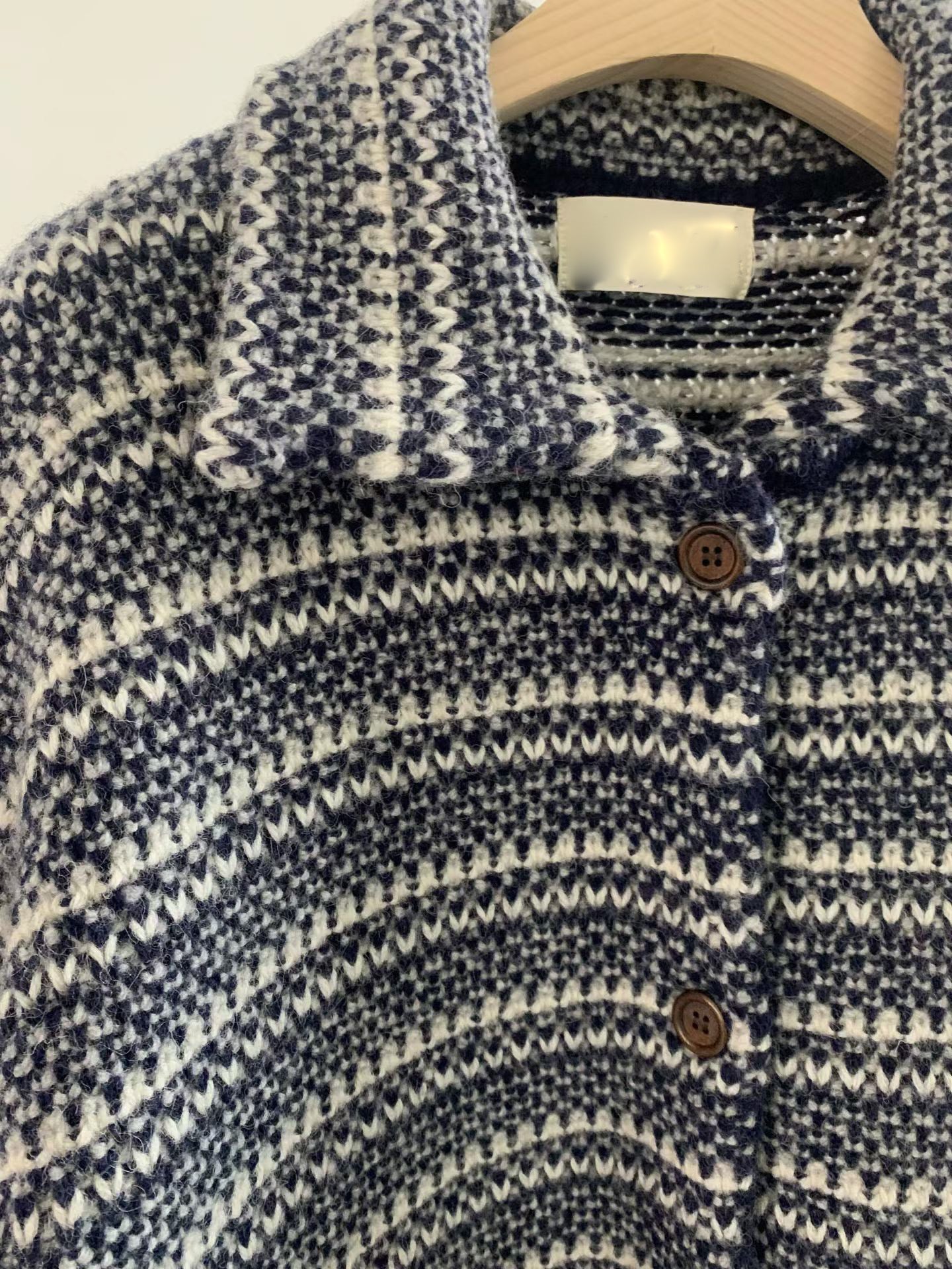 Bloom Embroidered Cardigan | 細緻羊毛針織外套