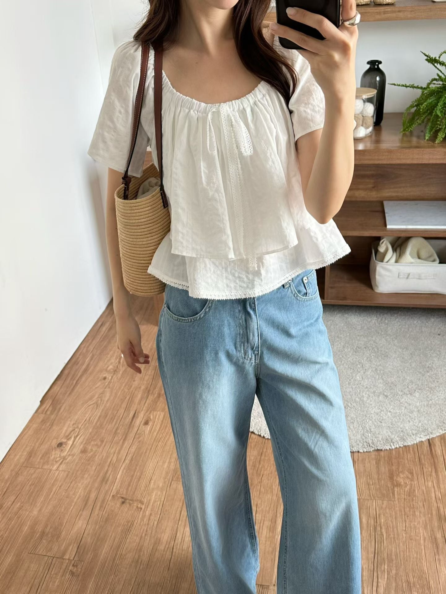 Layered Ruffle Cloud Blouse |  疊層荷葉邊上衣