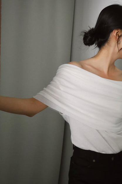 Off-Shoulder Tencel Ruched Top | 天絲抓皺露肩上衣