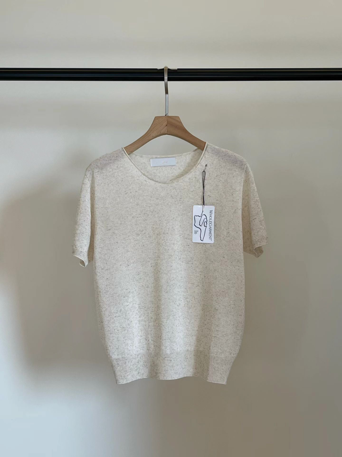 [𝑳𝒊𝒏𝒆𝒏 𝑬𝒅𝒊𝒕] Wholegarment Baby Fluff Short Sleeves Top