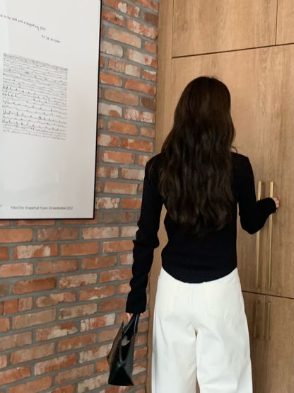 <Delicate Basics> Round Hem High Neck Top | 冬季親膚高領打底Top