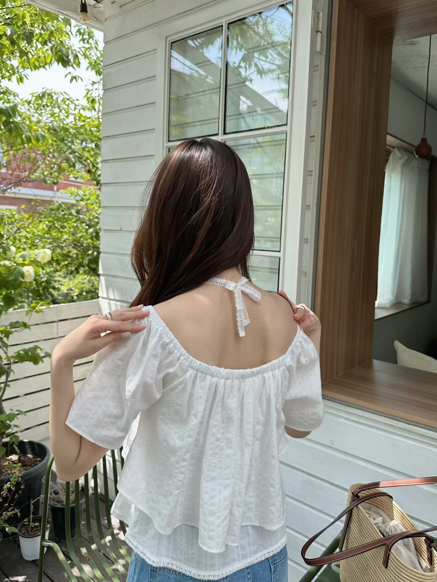 Layered Ruffle Cloud Blouse |  疊層荷葉邊上衣