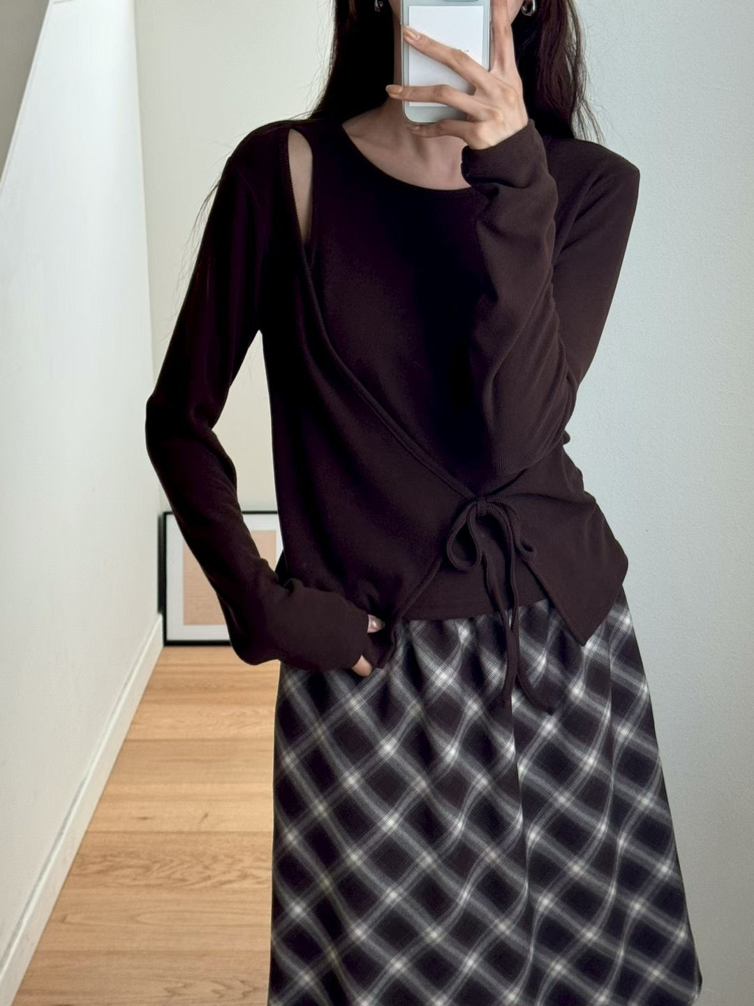 [連線壓軸加碼款] Asymmetric Shoulder Detail Top | 低調節日氣氛上衣