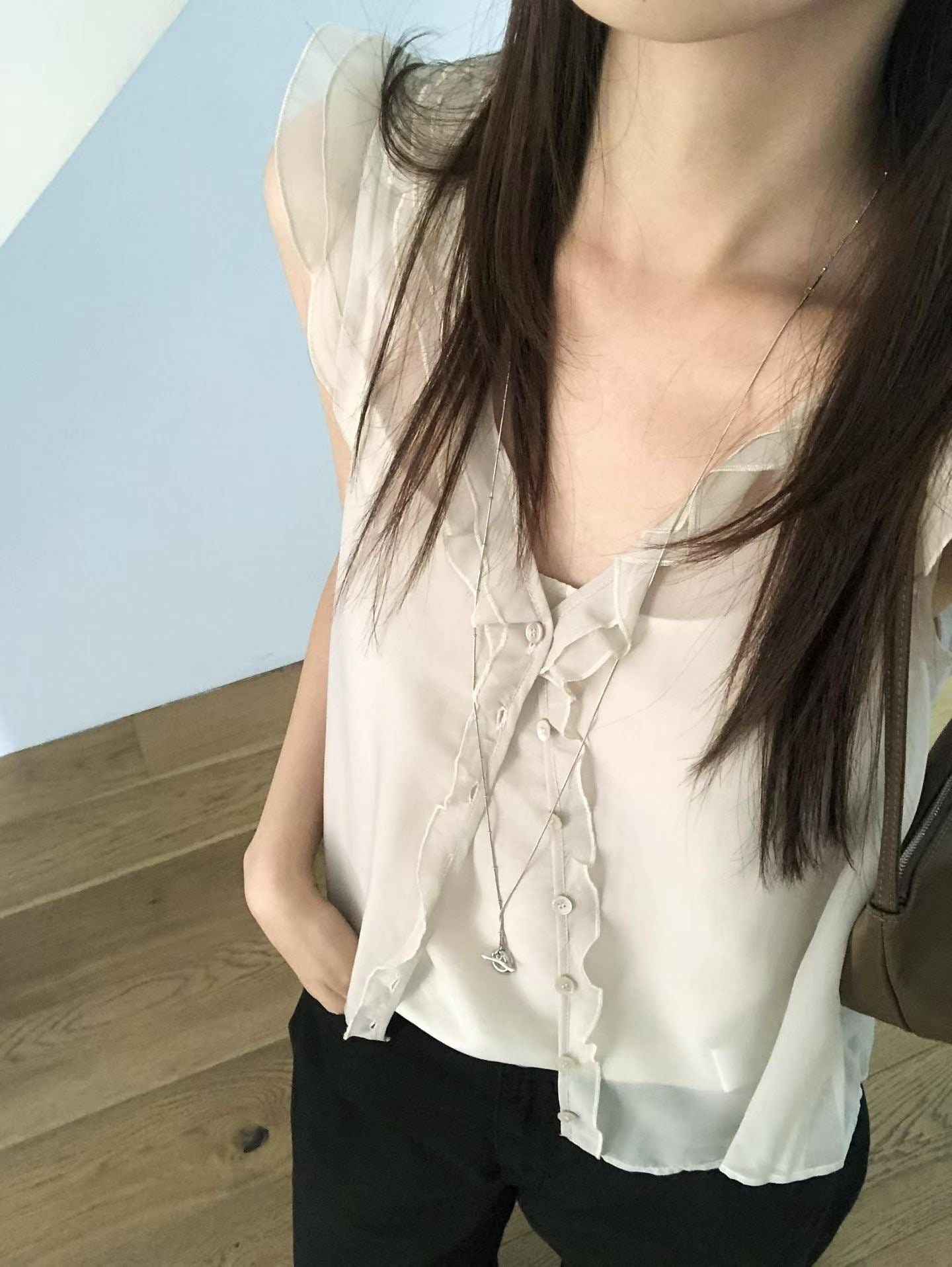 Fairy Bloom Ruffle Blouse | 仙氣荷葉滾邊小飛袖背心