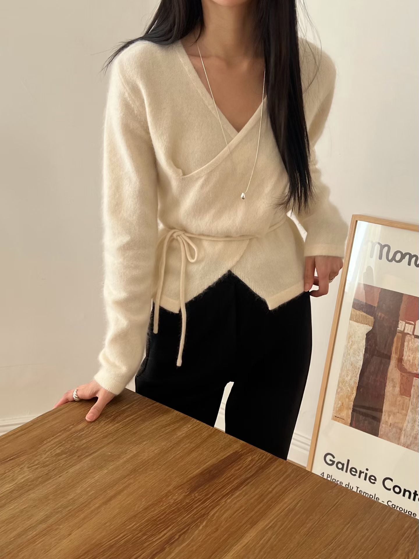 <<簡約層次>> Raccoon Wrap Top | 浣熊毛交疊上衣
