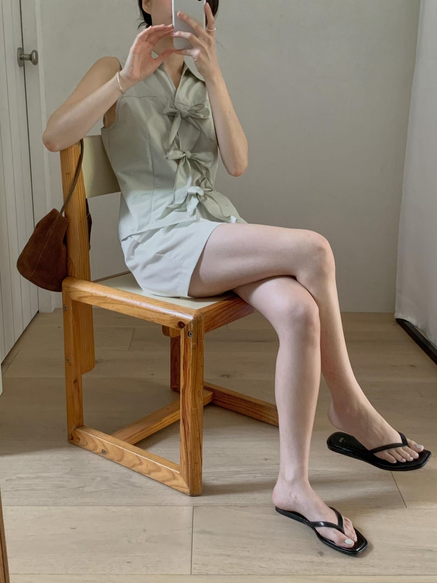 Dolly Ribbon-Accent Top | 蝴蝶綁結背心