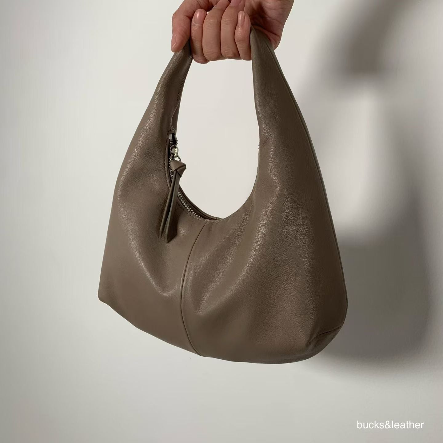 【Monotour 連線】Bucks & Leather Mini Lambskin Coconut Bag