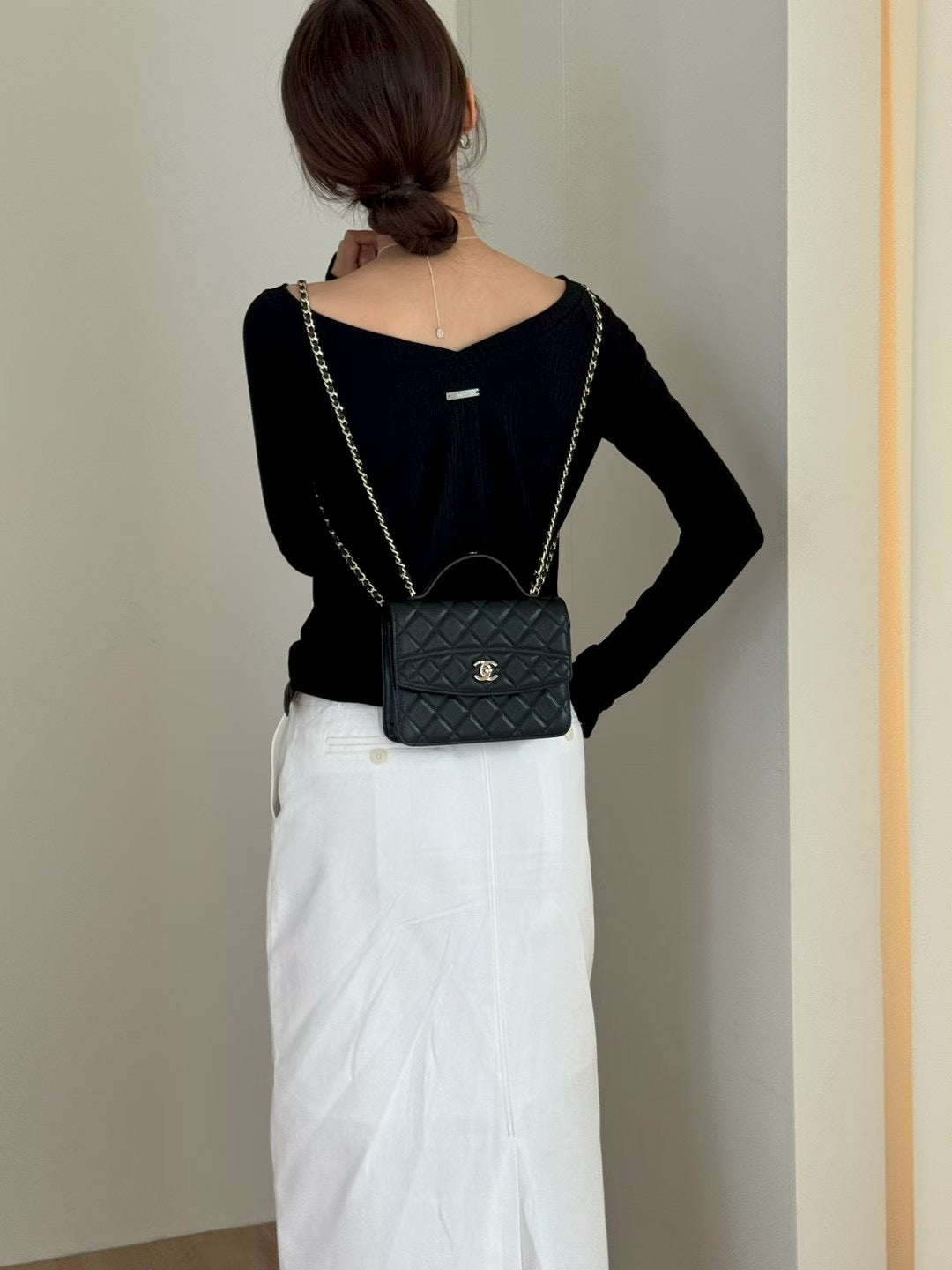 Soft Tencel Royal Wide V Top